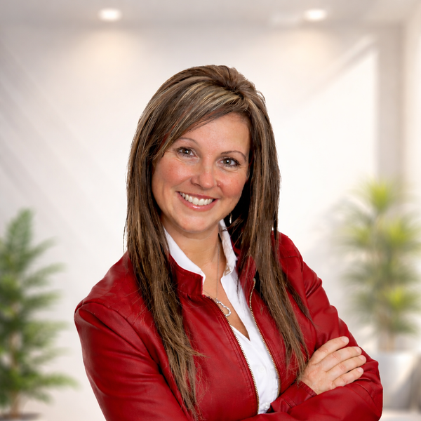 Colleen Gillies, Associate